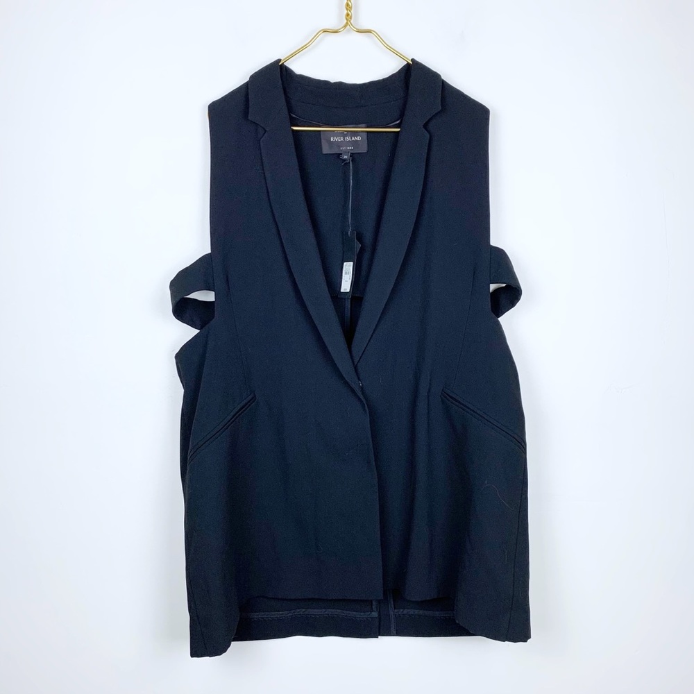 ISO Need Your Help 😢 River Island NWT Sleeveless Jacket Vest